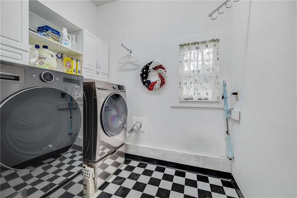 4908 S Cedar Crest Avenue — photo 46