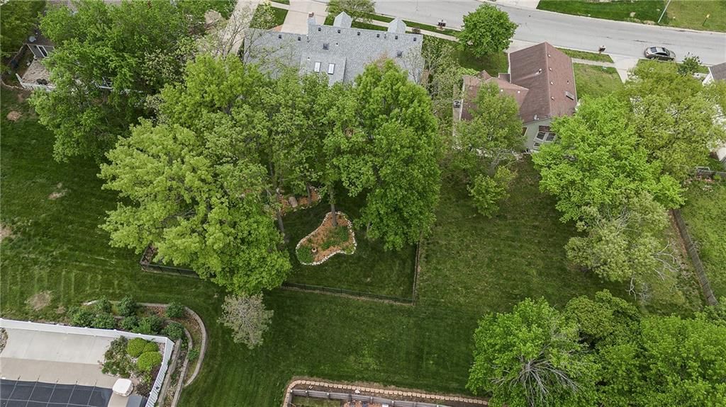 4908 S Cedar Crest Avenue — photo 6