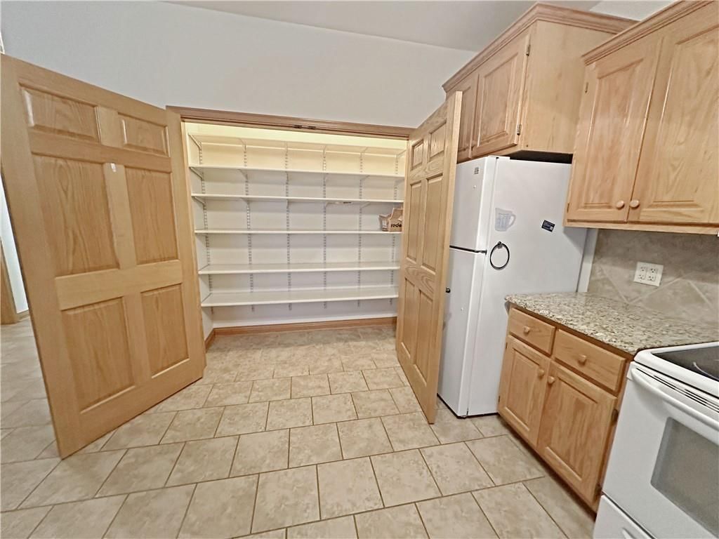 14882 Dawson Road — photo 8