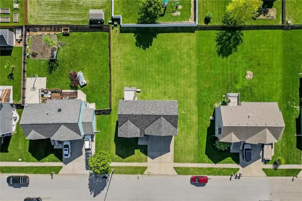 1004 Timberline Drive — photo 32