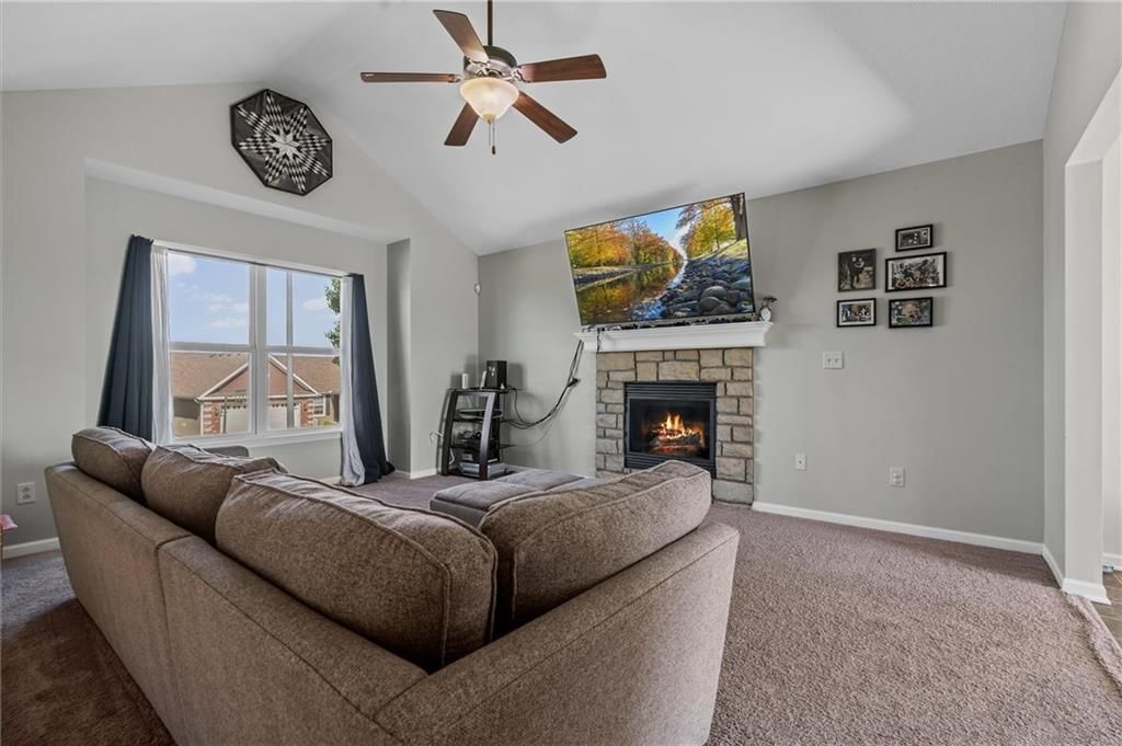 1004 Timberline Drive — photo 9