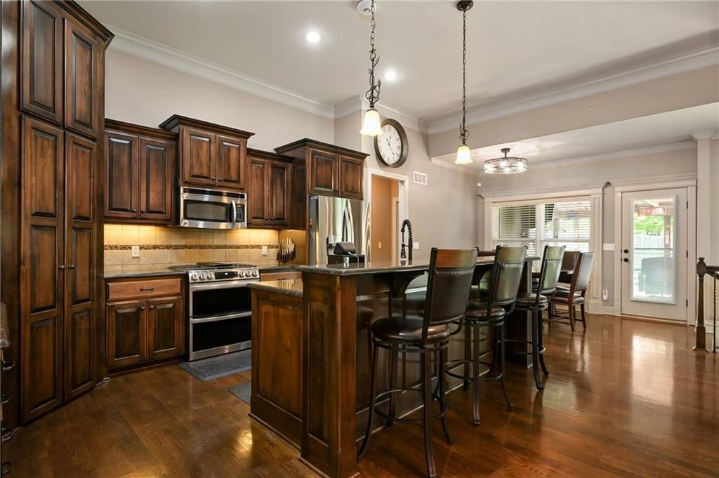 701 Crestridge Drive — photo 6