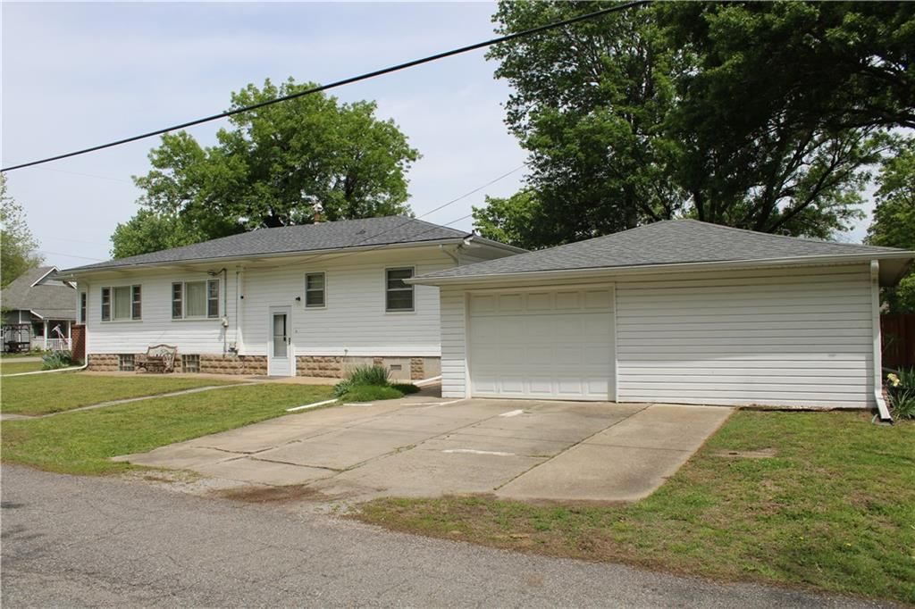 502 N Highland Street — photo 26