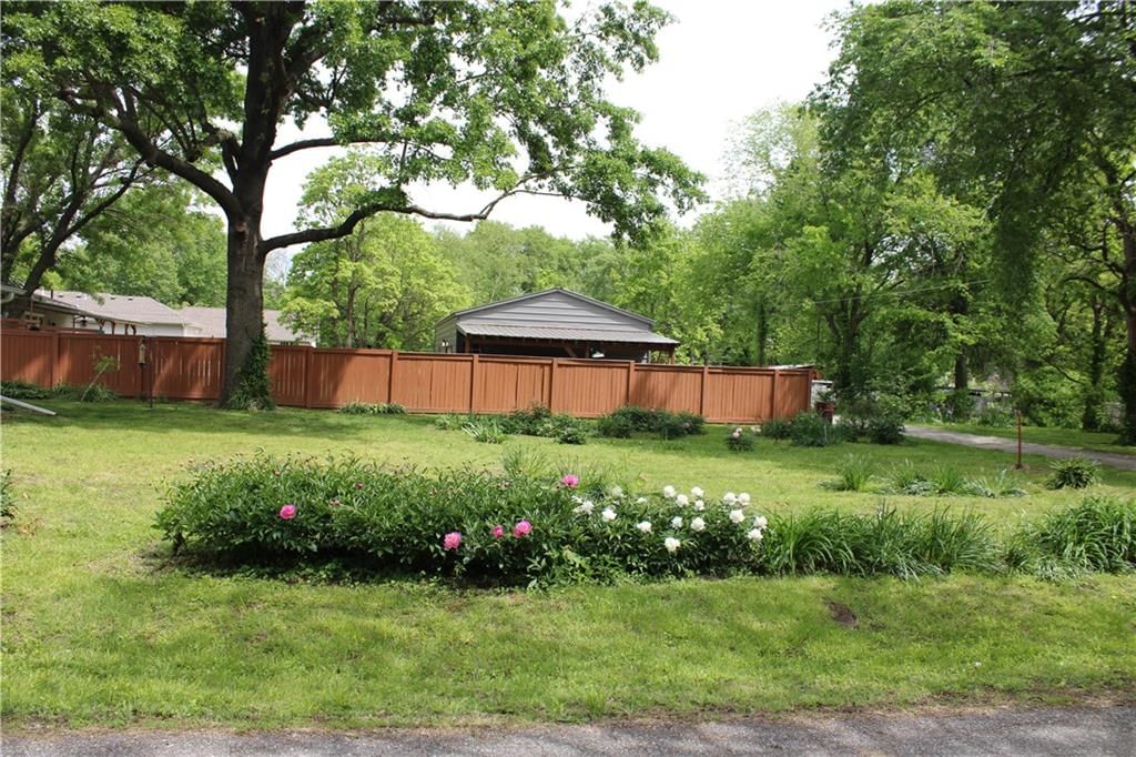 502 N Highland Street — photo 33