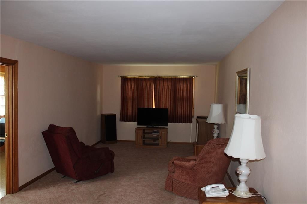 502 N Highland Street — photo 6