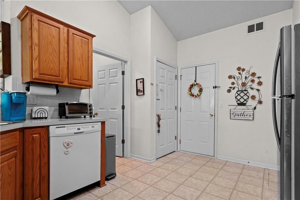 15619 S Blackfoot Street — photo 18