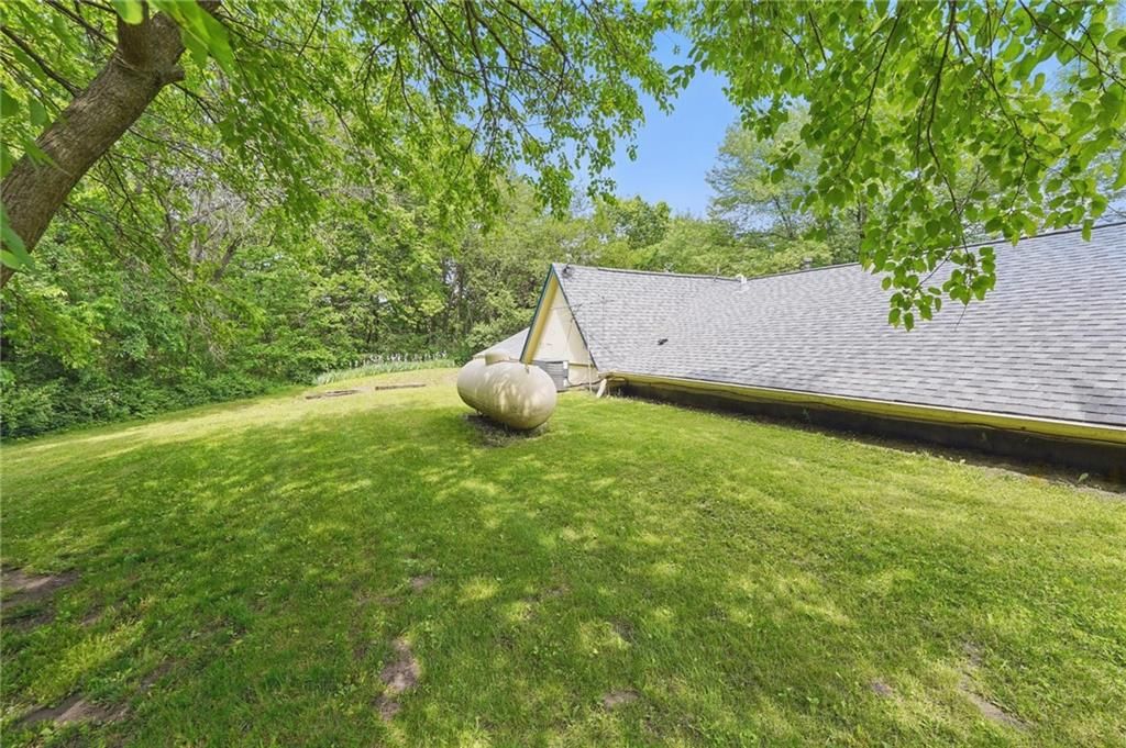 8111 E Peek Road — photo 33