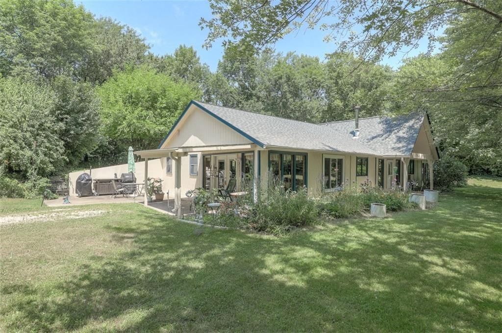 8111 E Peek Road — photo 5