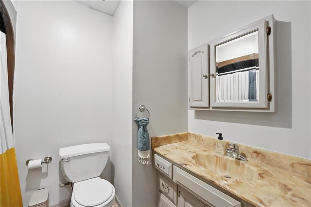 8111 E Peek Road — photo 65