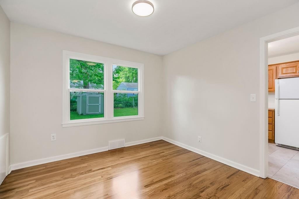 2411 Massachusetts Street — photo 7