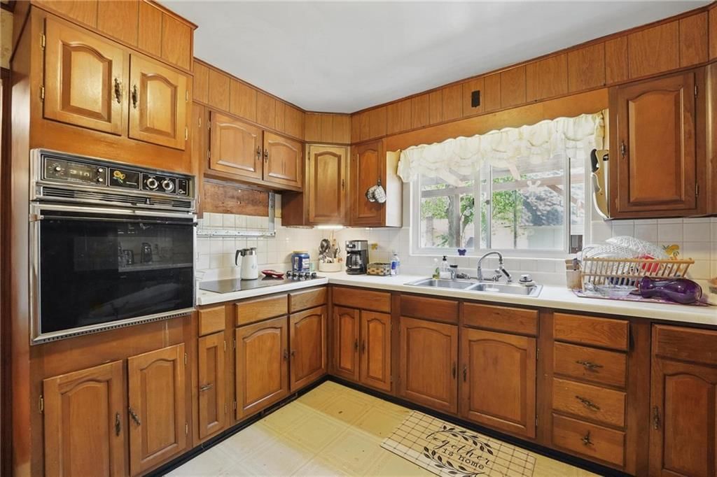 6926 Glenwood Street — photo 12