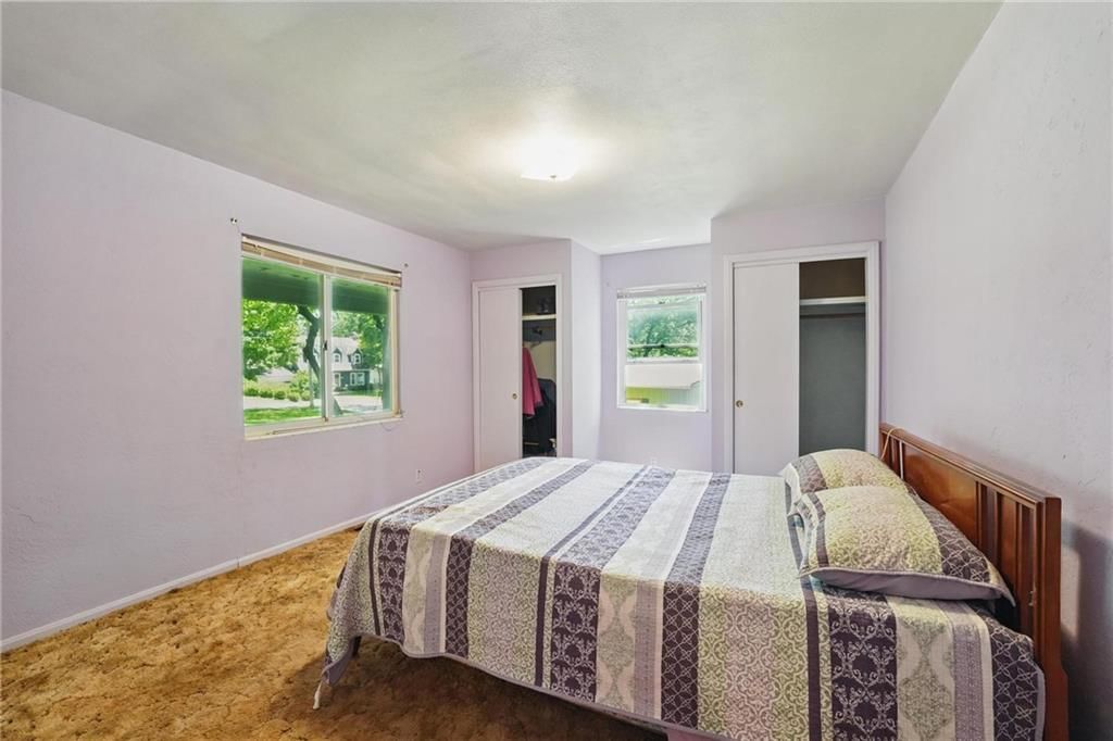 6926 Glenwood Street — photo 22