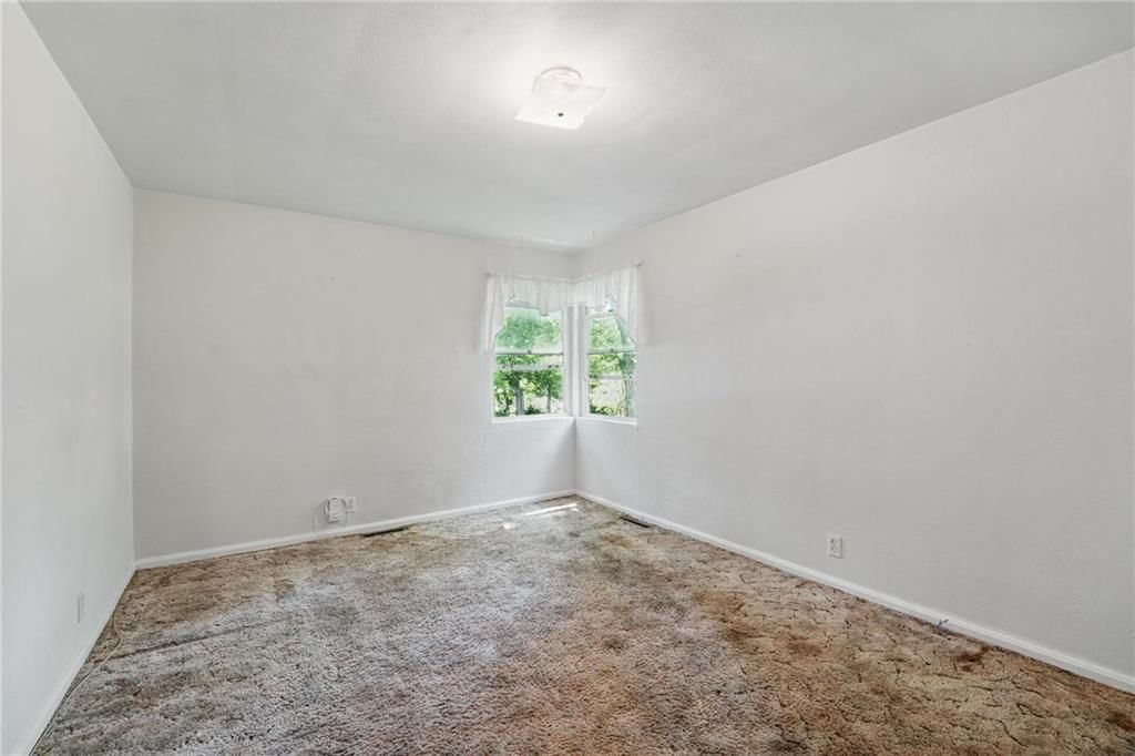 6926 Glenwood Street — photo 36