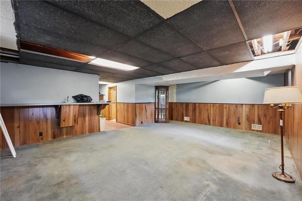 6926 Glenwood Street — photo 37