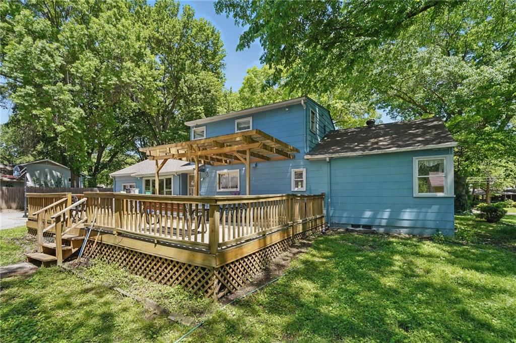 6926 Glenwood Street — photo 44