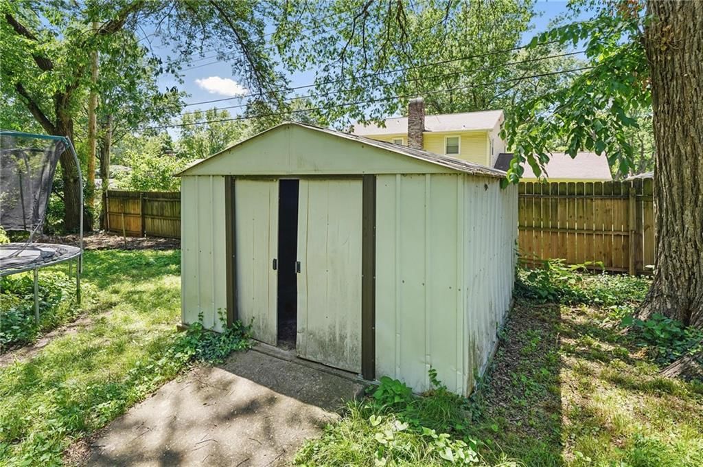 6926 Glenwood Street — photo 60