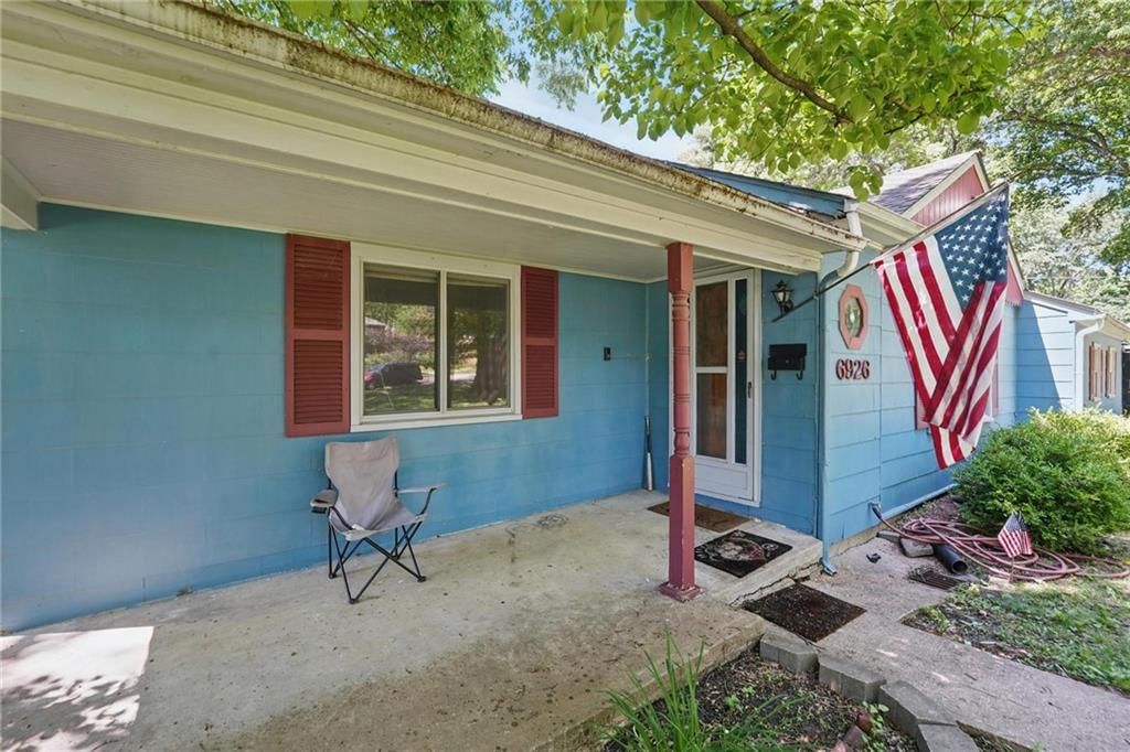 6926 Glenwood Street — photo 8