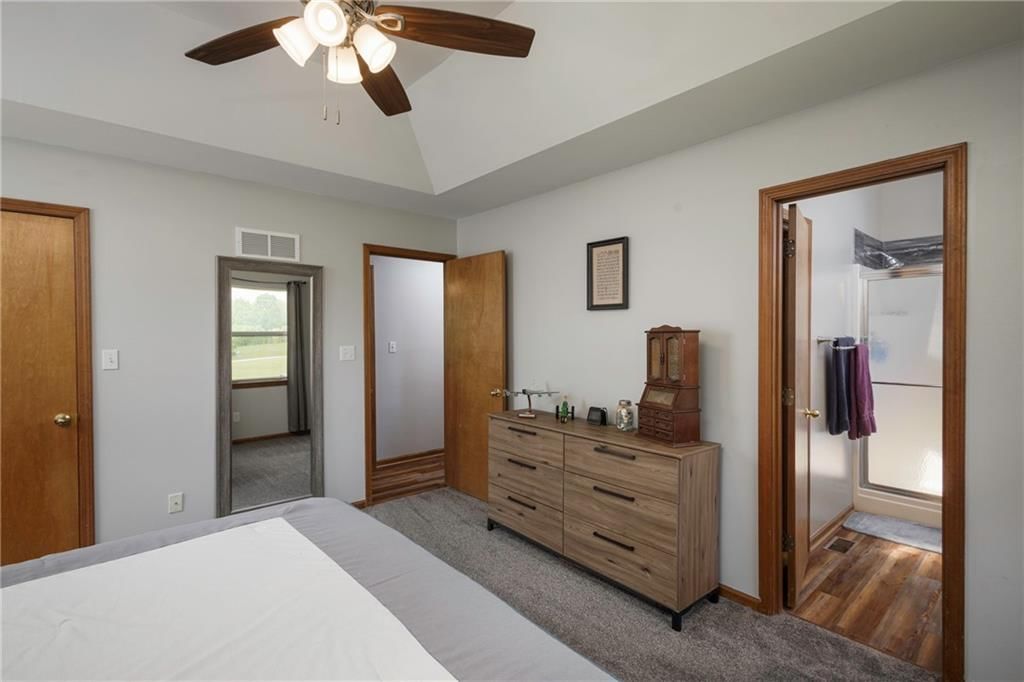 211 PARKWAY Drive — photo 20