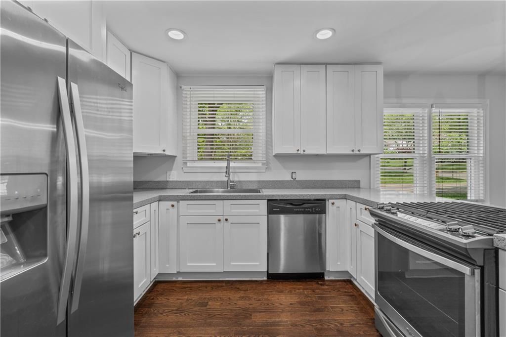 4515 W 62nd Terrace — photo 11