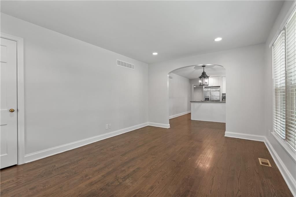 4515 W 62nd Terrace — photo 6