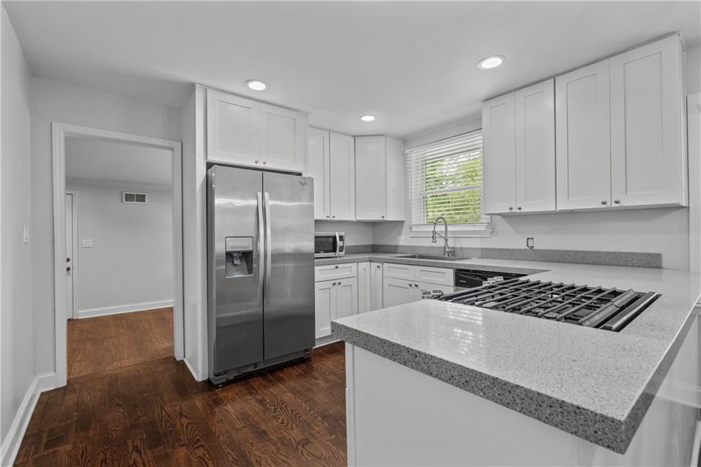 4515 W 62nd Terrace — photo 10