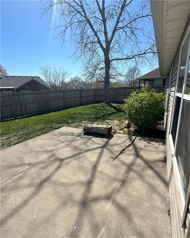 1902 Country Ridge Drive — photo 20