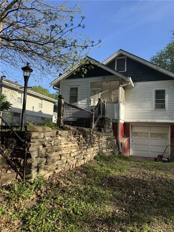 1909 Doniphan Avenue — photo 28