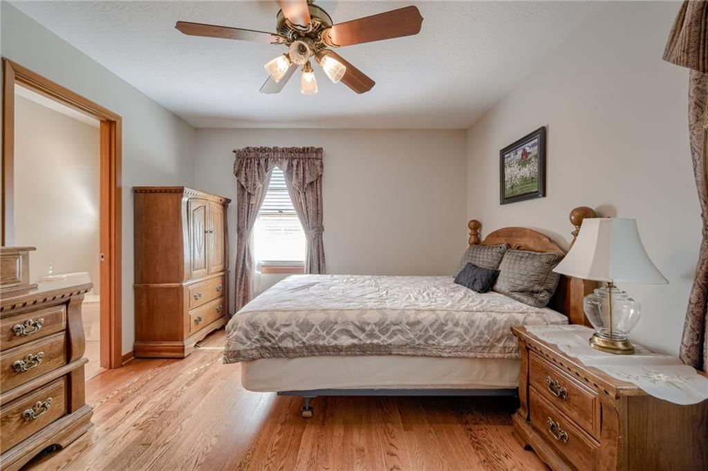 704 N Apache Drive — photo 17