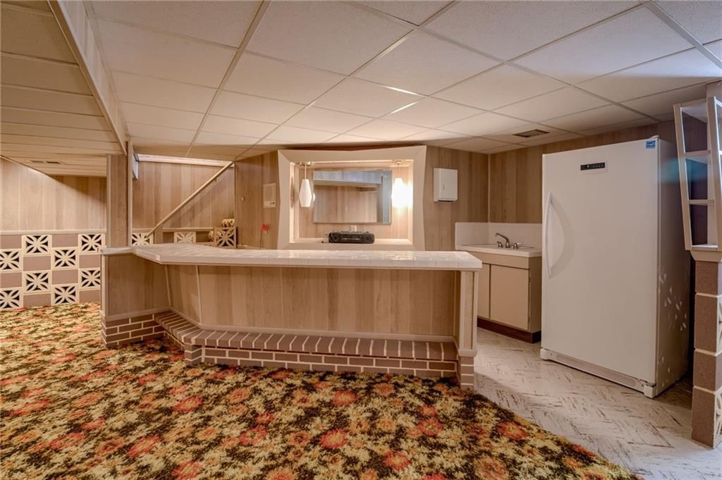 704 N Apache Drive — photo 28