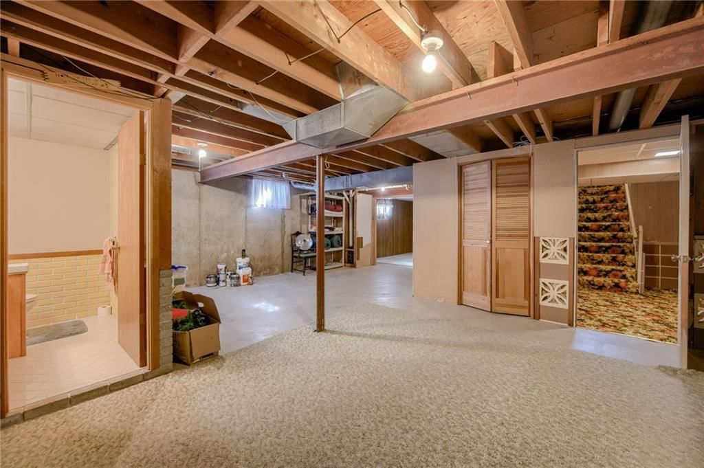 704 N Apache Drive — photo 33