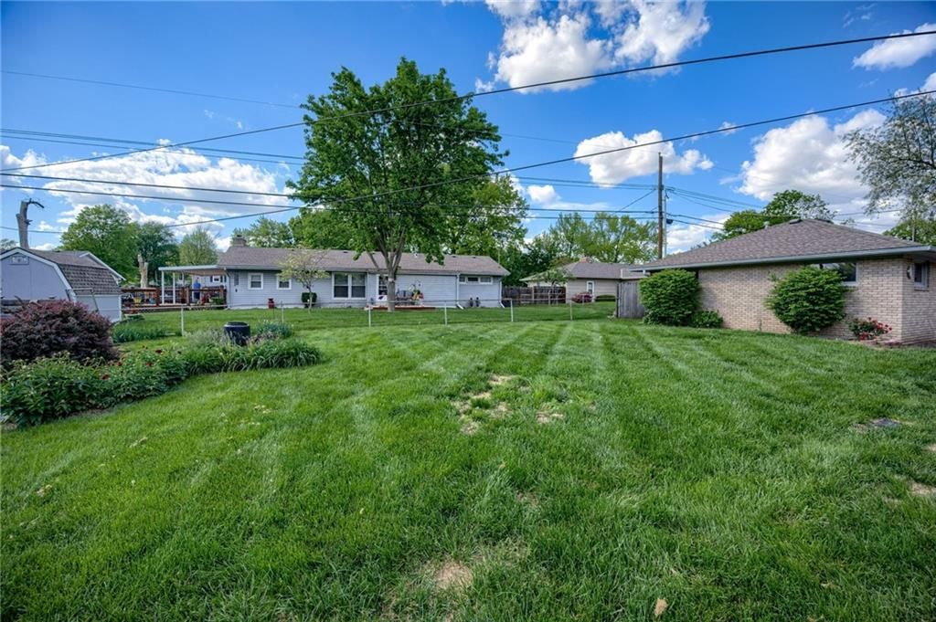 704 N Apache Drive — photo 41