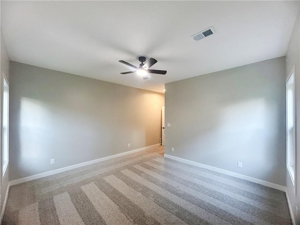 700 St. Charles Street — photo 17
