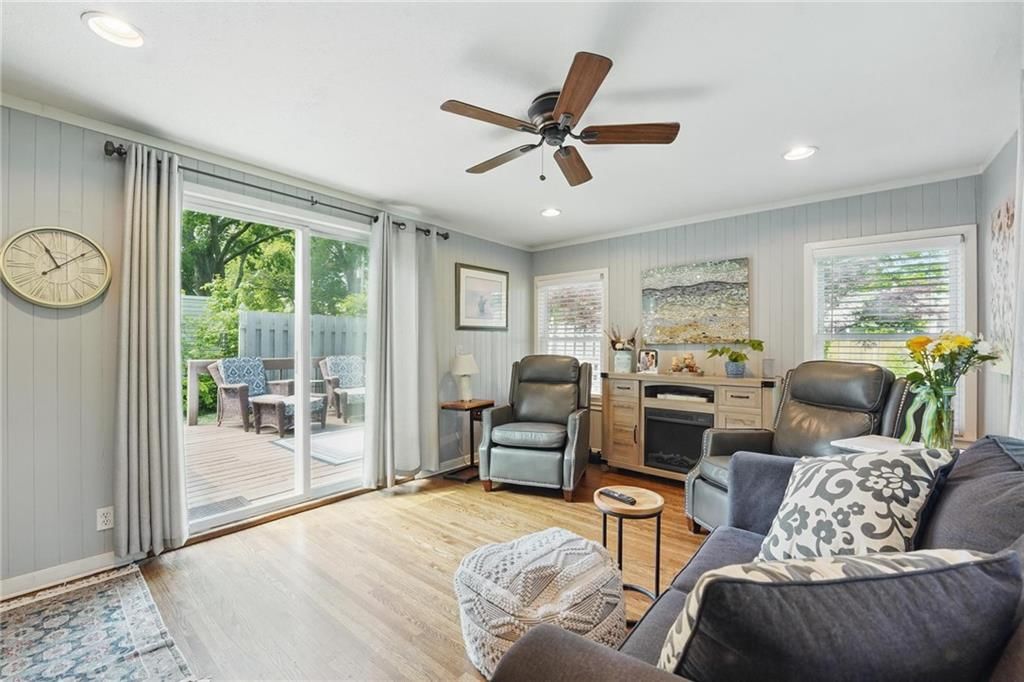 5824 Marty Street — photo 15