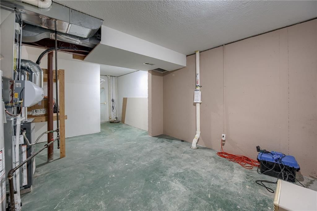 748 SW Windsong Circle — photo 19