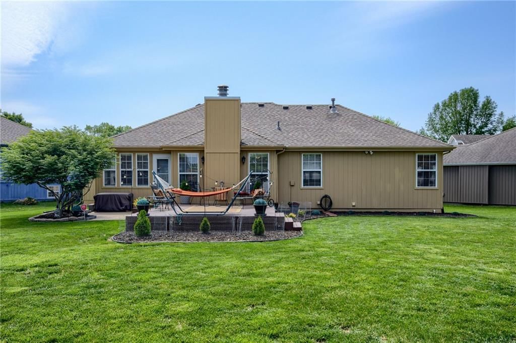 748 SW Windsong Circle — photo 20