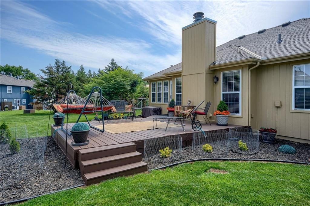 748 SW Windsong Circle — photo 21