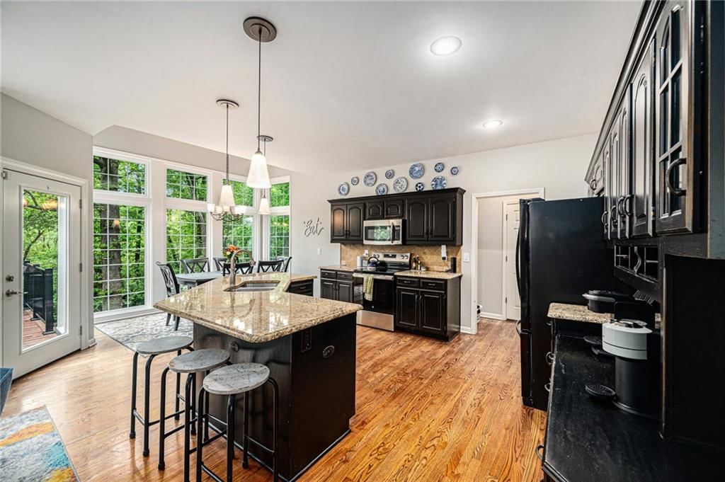 5517 Sleepy Hollow Road — photo 11
