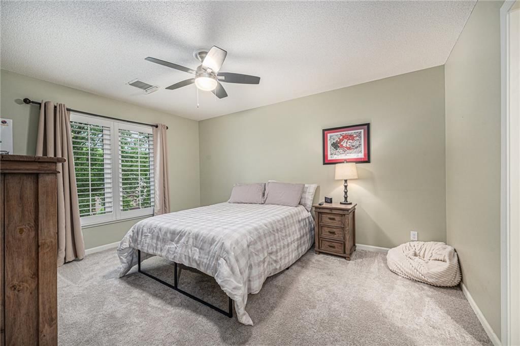 5517 Sleepy Hollow Road — photo 23