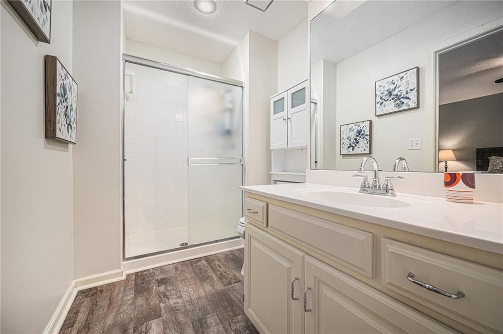 5517 Sleepy Hollow Road — photo 24