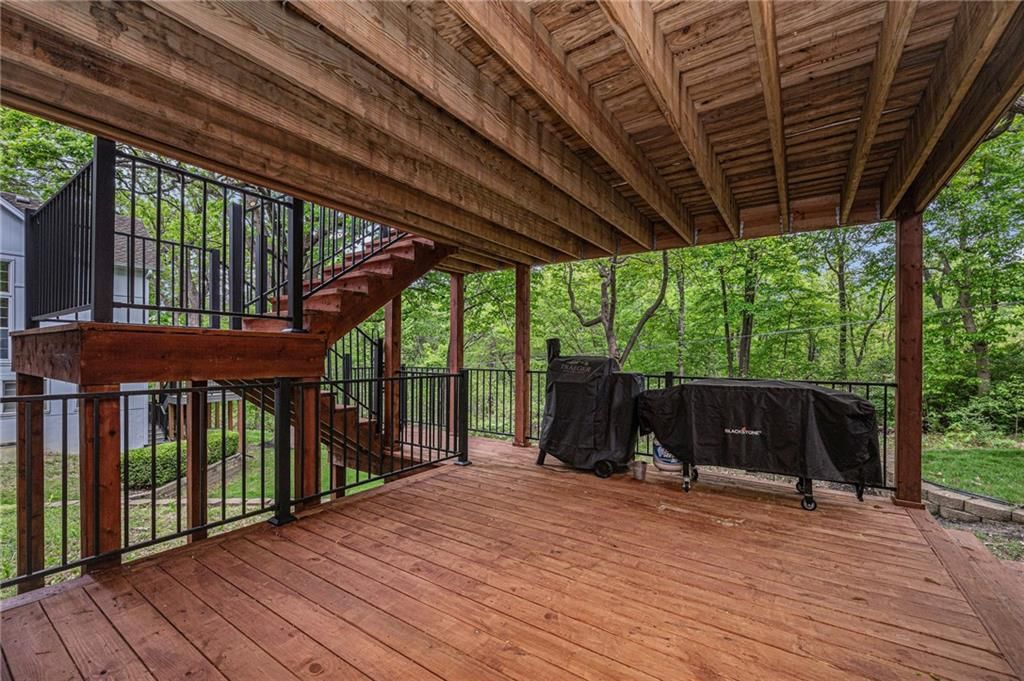 5517 Sleepy Hollow Road — photo 34