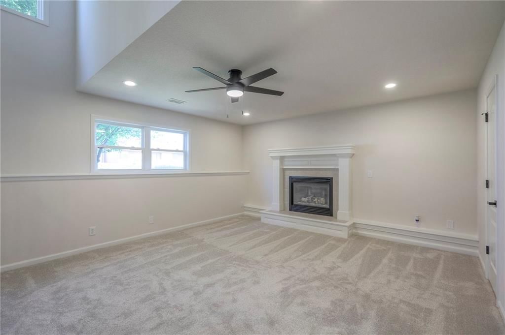 1102 Manse Drive — photo 12