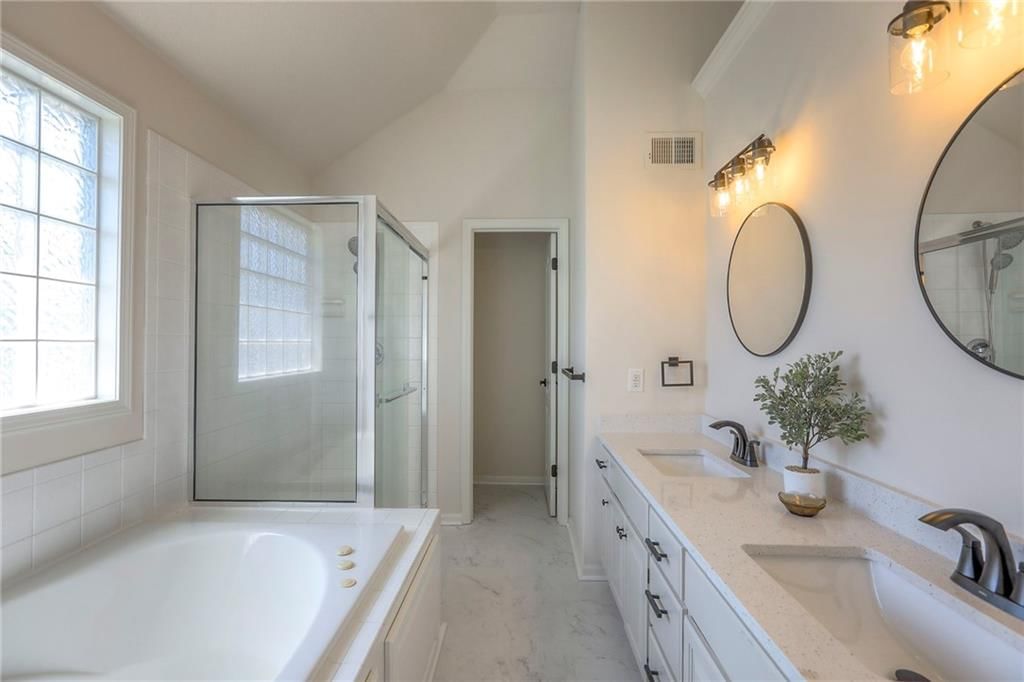 1102 Manse Drive — photo 16