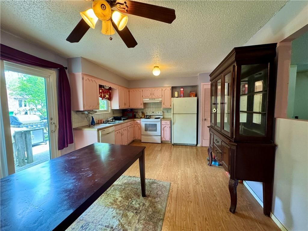 12828 S Trenton Street — photo 5