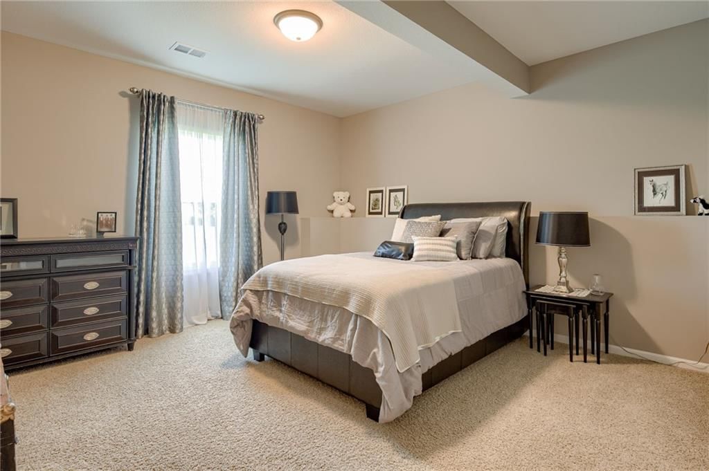 9301 N Belleview Avenue — photo 31