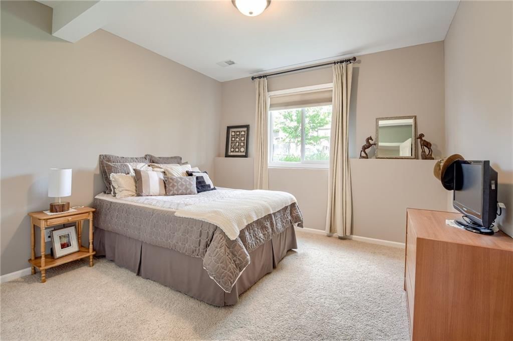 9301 N Belleview Avenue — photo 36
