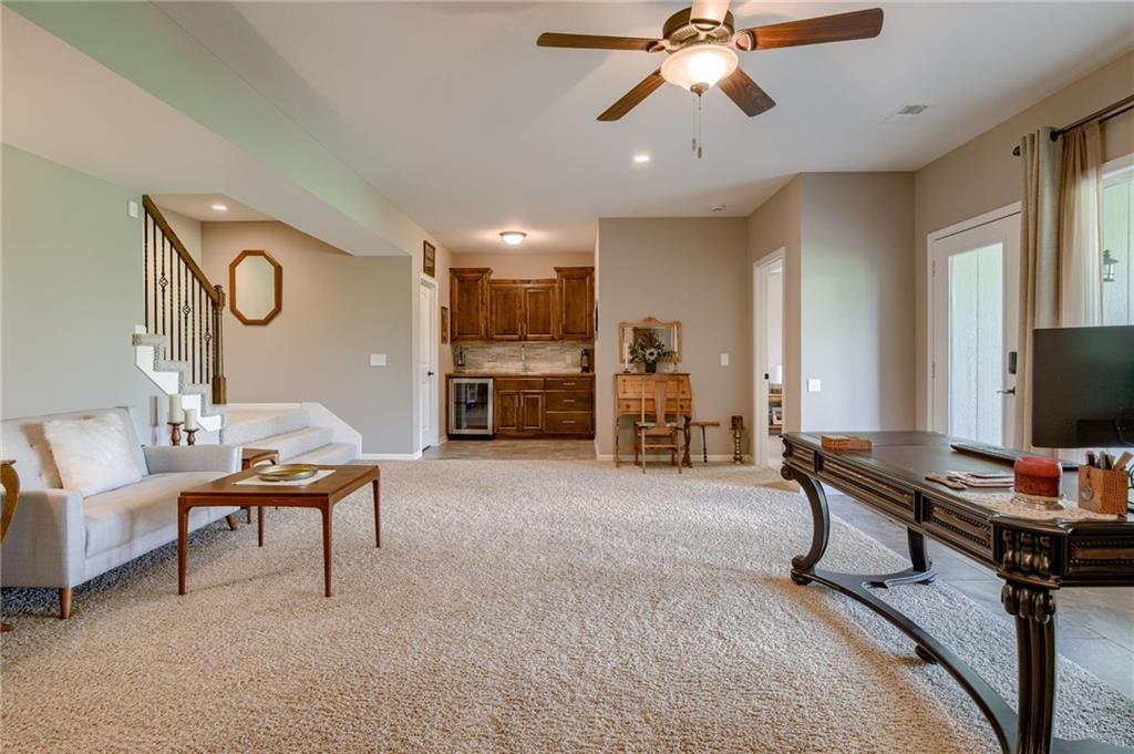 9301 N Belleview Avenue — photo 42