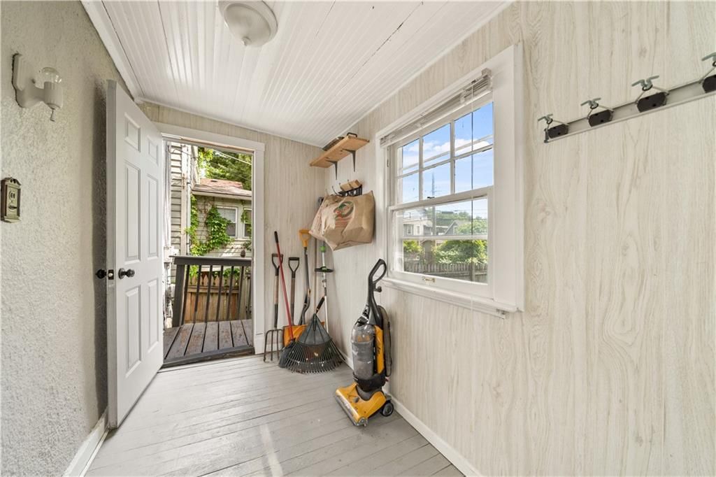 4427 Fairmount Avenue — photo 13