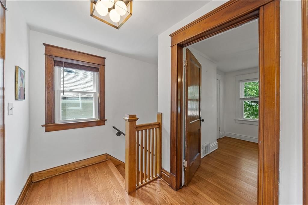 4427 Fairmount Avenue — photo 9