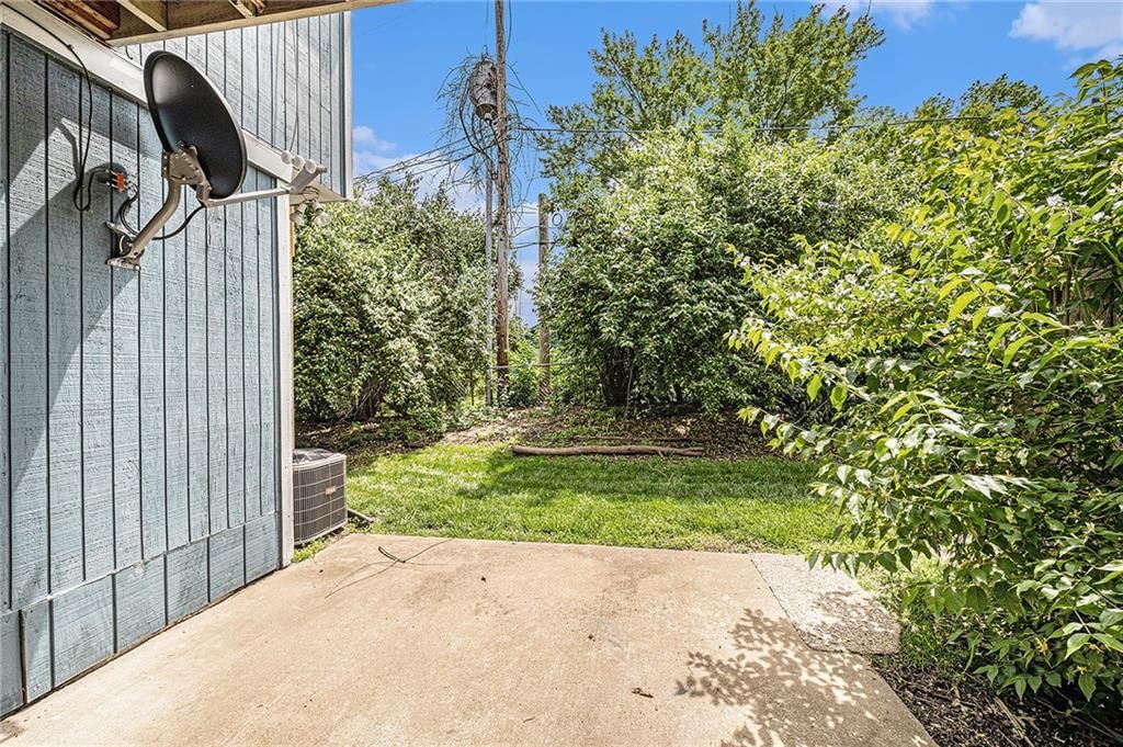 8149 Holmes Road — photo 15