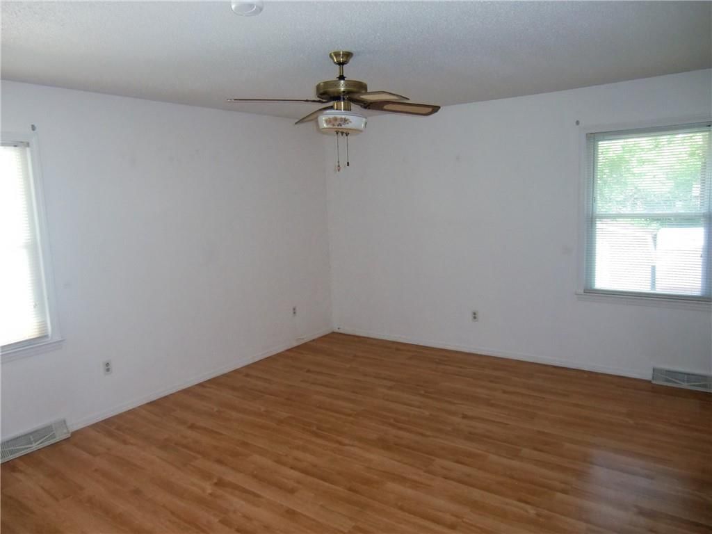 8008 Greenwald Drive — photo 23